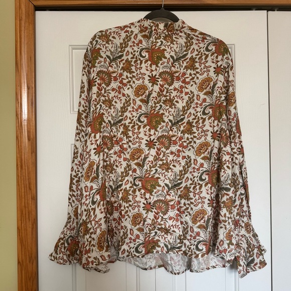 Soft Surroundings Asha Floral Long Sleeve Top - Picture 4 of 9